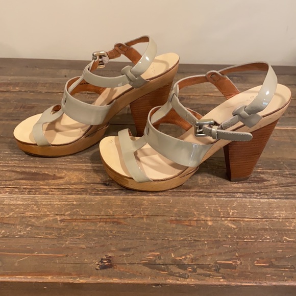 Givenchy Platform Sandal, size 6 - Picture 3 of 8